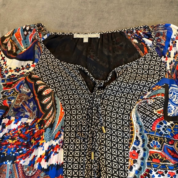 Daniel Rainn Tops - Daniel Rainn Paisley Pleated Blouse Womens Medium Multicolor Lace Up Boho